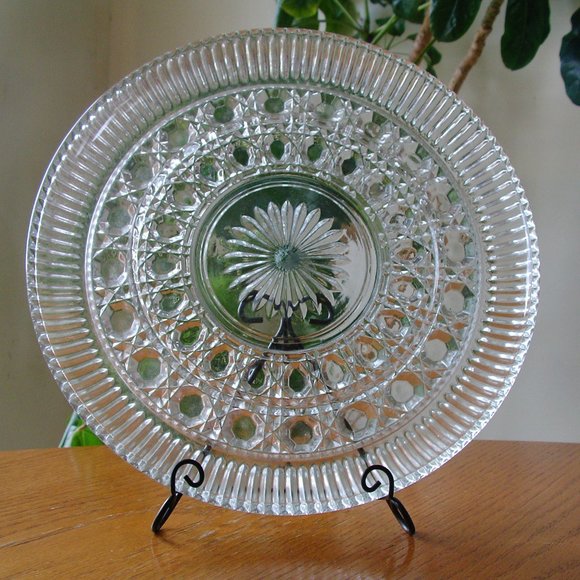 Large Serving Plate/Relish Plate - Picture 1 of 3